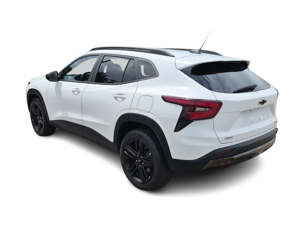 Thumbnail: 2024 Chevrolet Trax - 4
