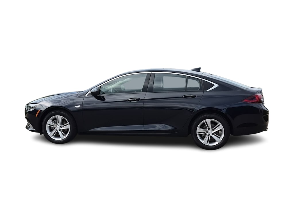 Thumbnail: 2018 Buick Regal - 3