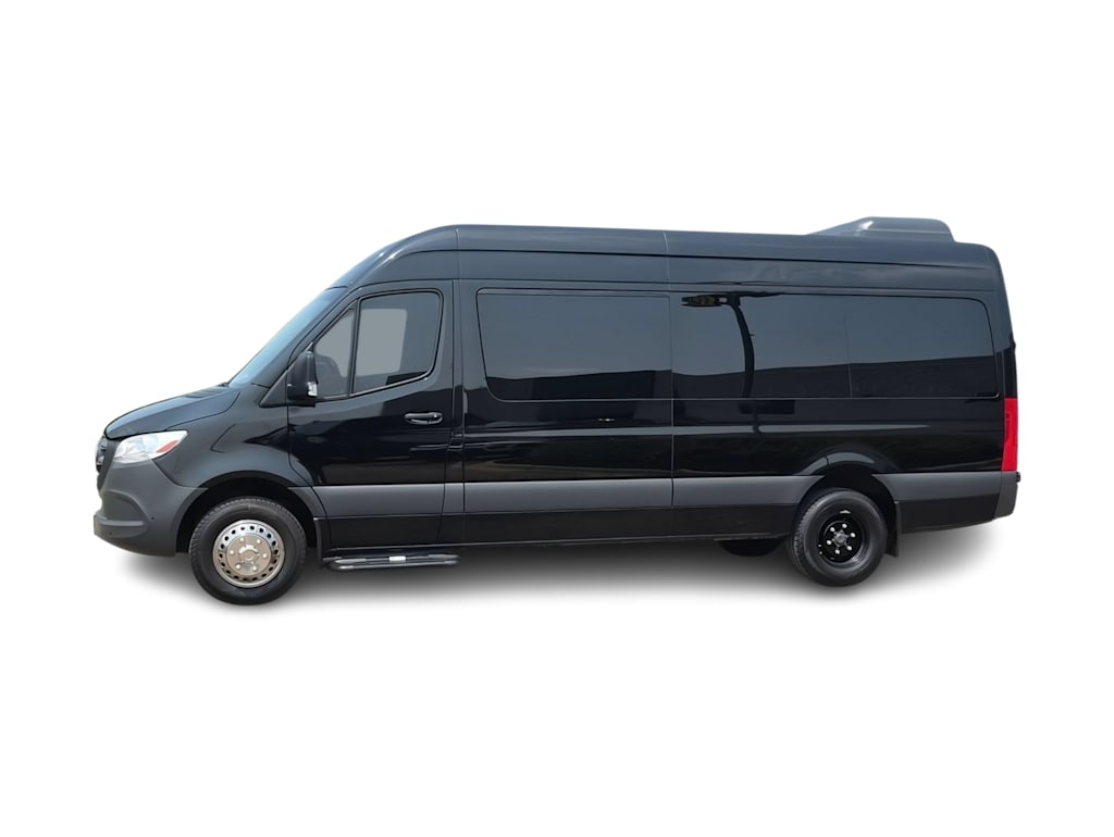 Thumbnail: 2022 Mercedes-Benz Sprinter - 3