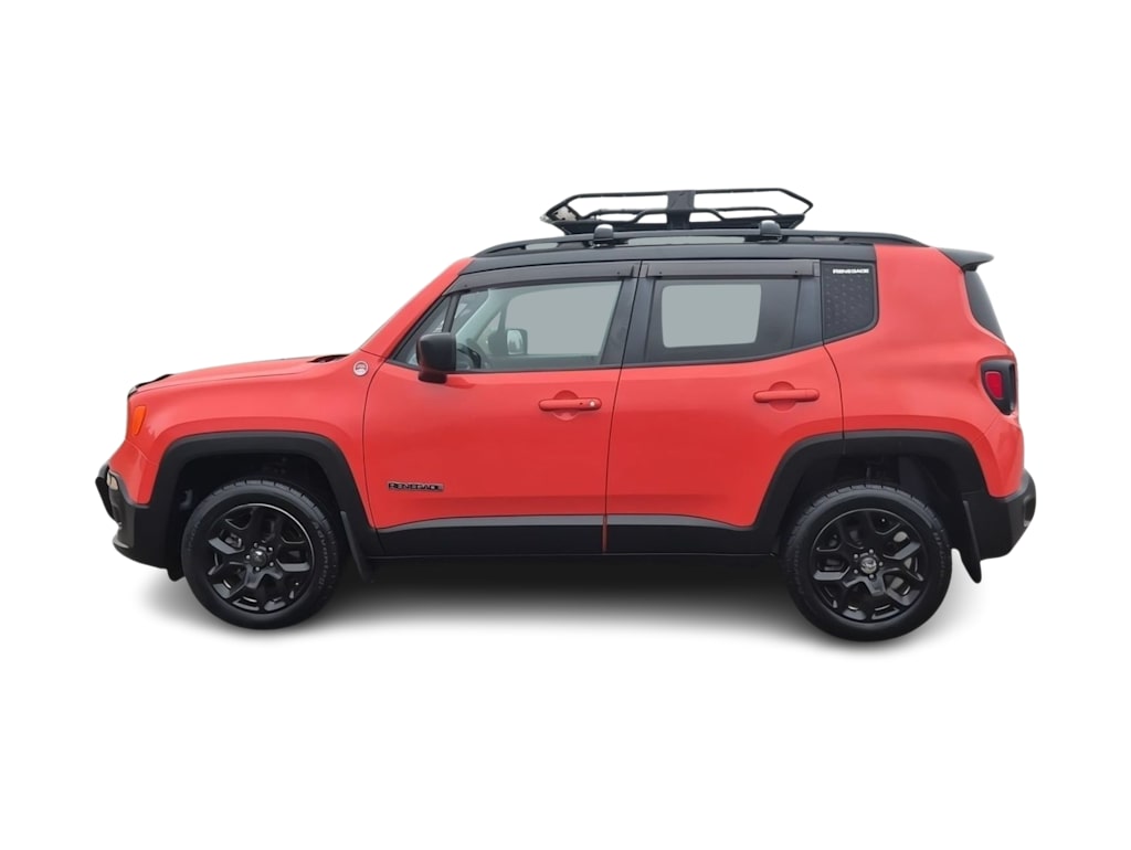 Thumbnail: 2018 Jeep Renegade - 3