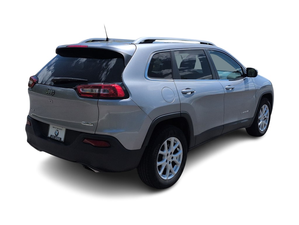Thumbnail: 2016 Jeep Cherokee - 22