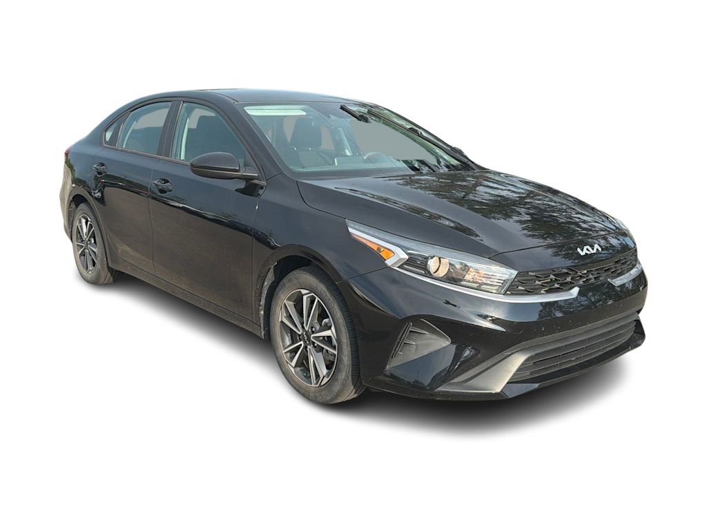 Thumbnail: 2022 Kia Forte - 22