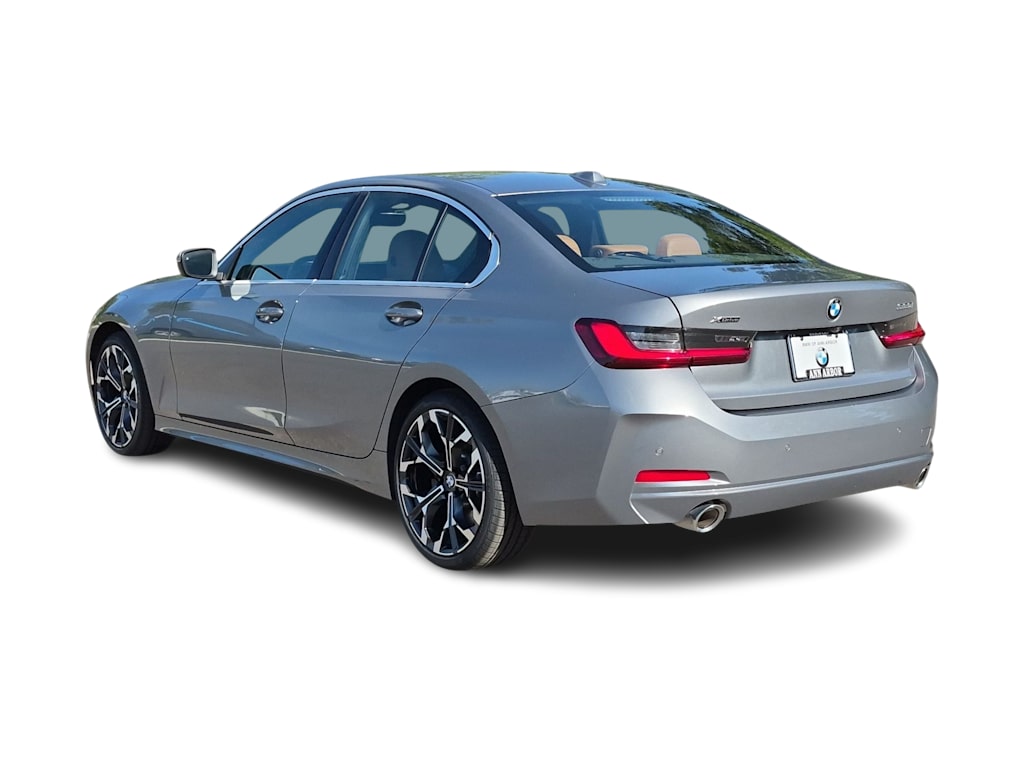 Thumbnail: 2025 BMW 3 Series - 4