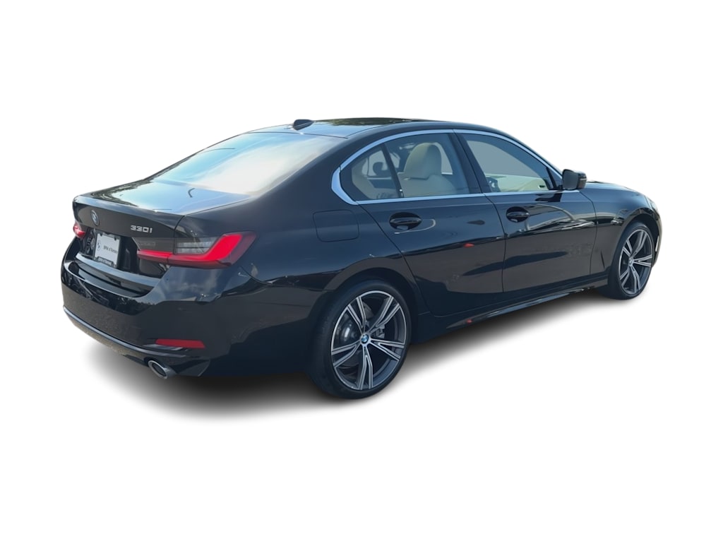 Thumbnail: 2024 BMW 3 Series - 23