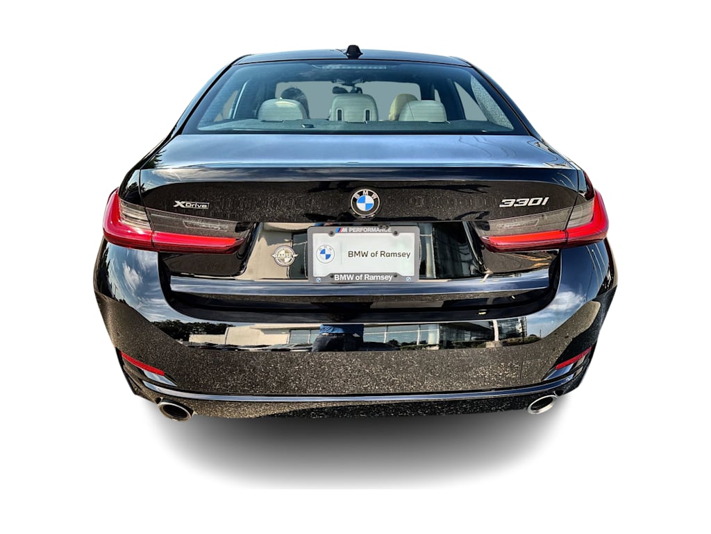 Thumbnail: 2024 BMW 3 Series - 27