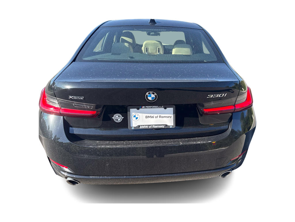 Thumbnail: 2024 BMW 3 Series - 39