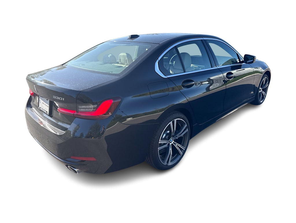 Thumbnail: 2024 BMW 3 Series - 38