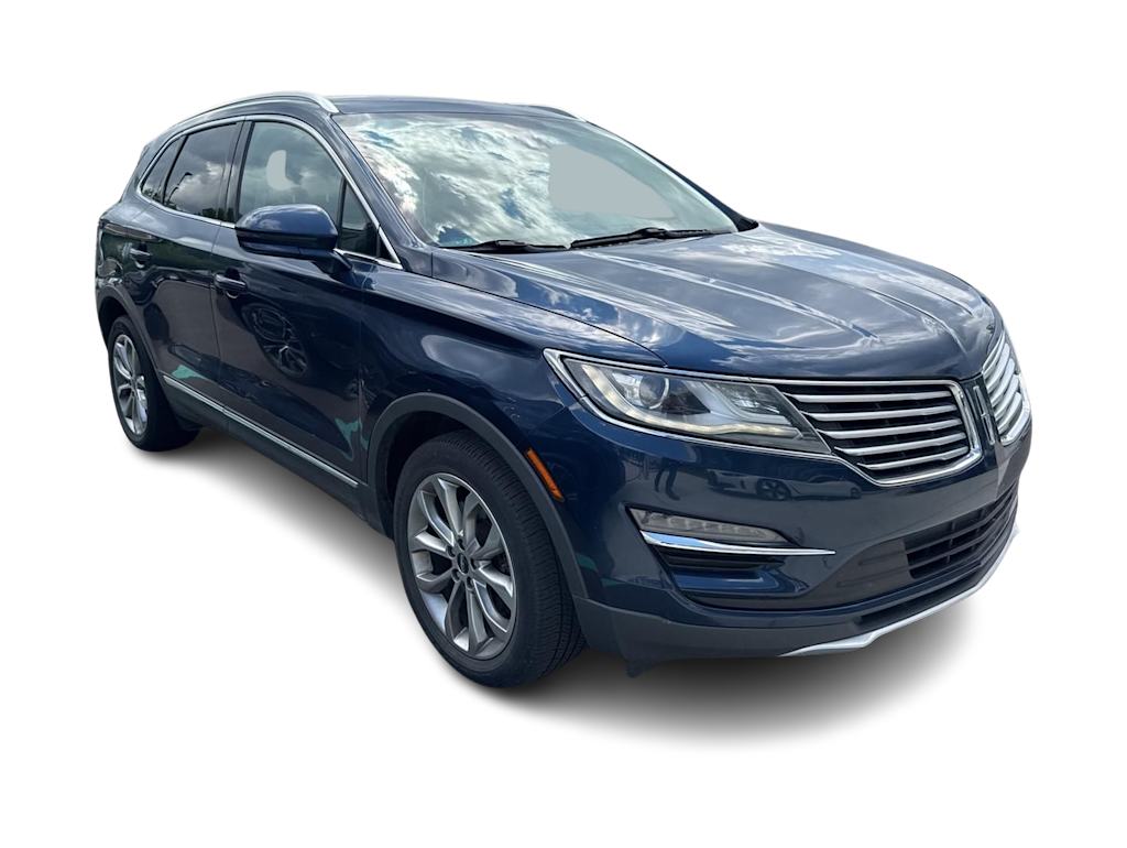 Thumbnail: 2017 Lincoln MKC - 11