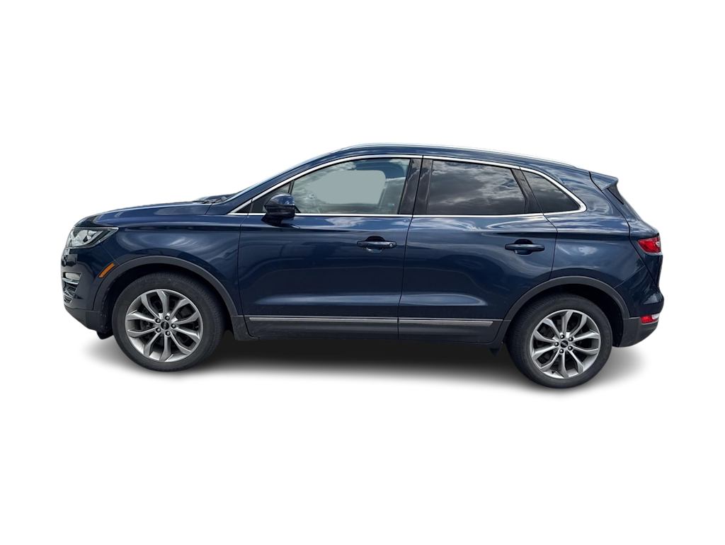 Thumbnail: 2017 Lincoln MKC - 3