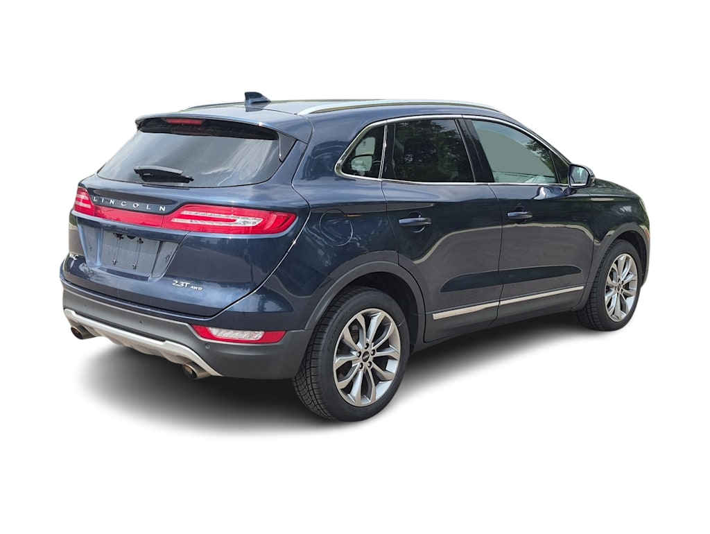 Thumbnail: 2017 Lincoln MKC - 21