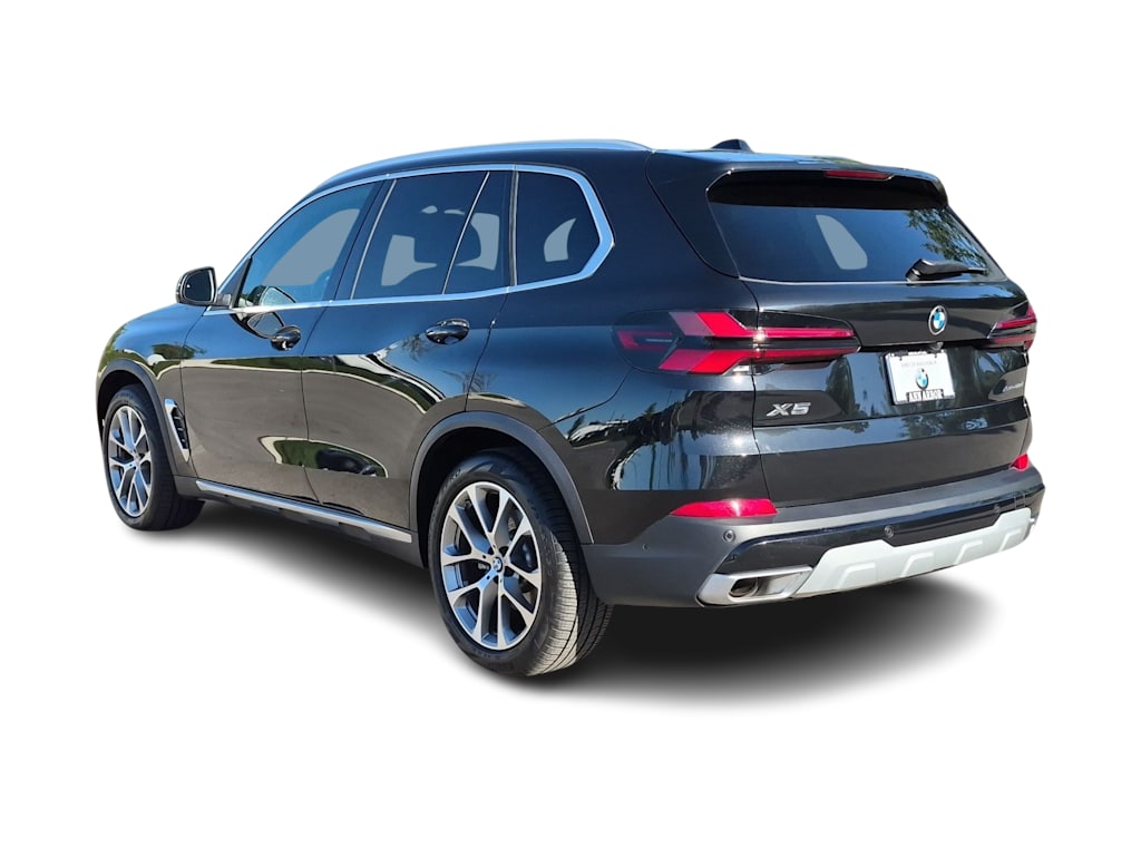 Thumbnail: 2026 BMW X5 - 4