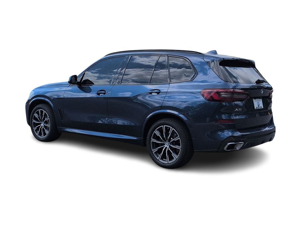 Thumbnail: 2021 BMW X5 - 4