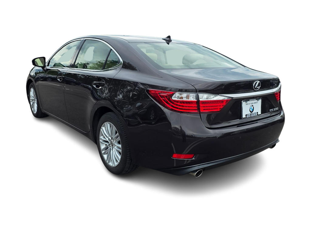 Thumbnail: 2014 Lexus ES - 4