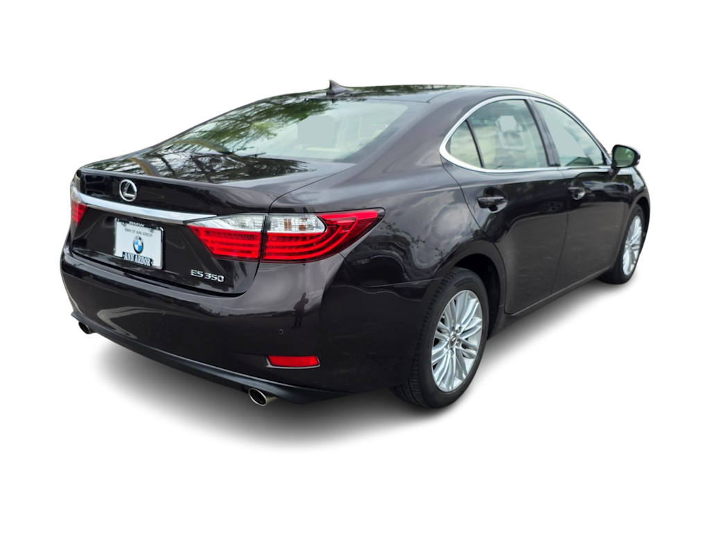 Thumbnail: 2014 Lexus ES - 15