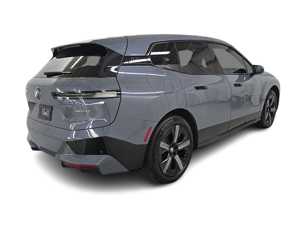Thumbnail: 2024 BMW iX - 13