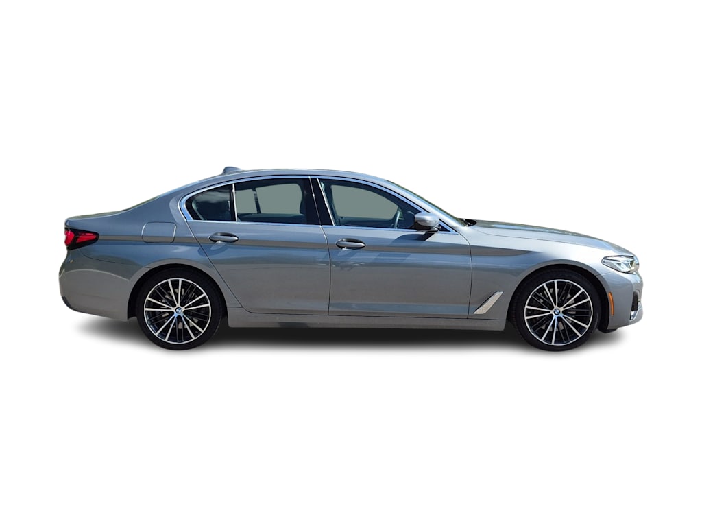 Thumbnail: 2023 BMW 5 Series - 23