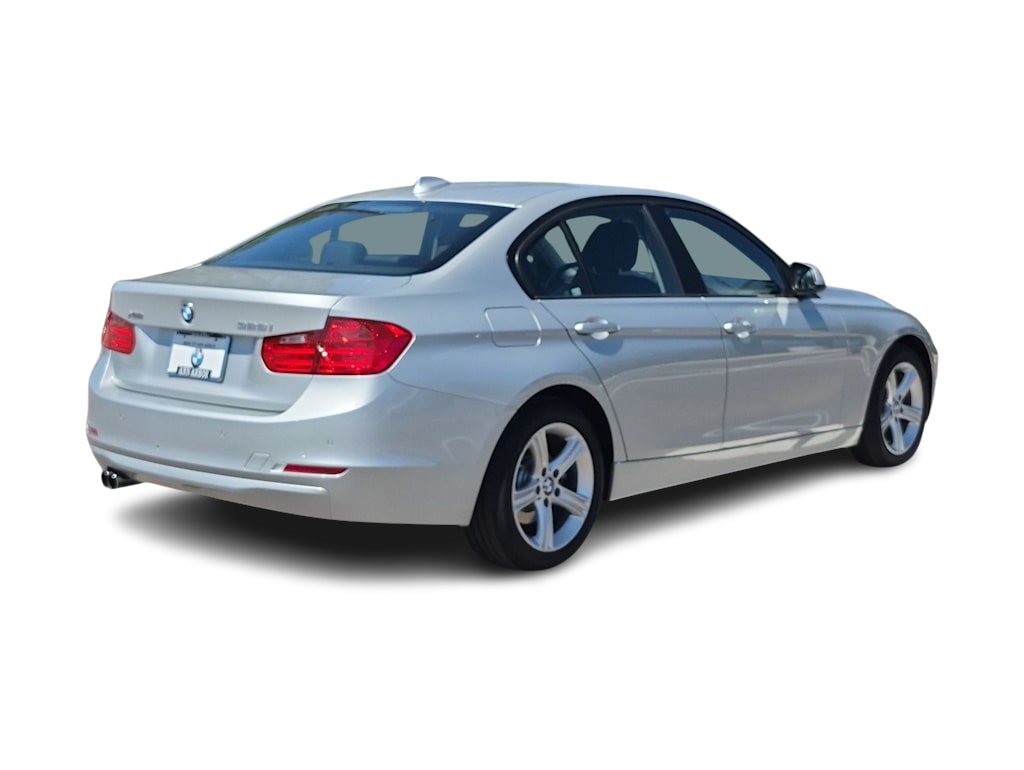 Thumbnail: 2015 BMW 3 Series - 23