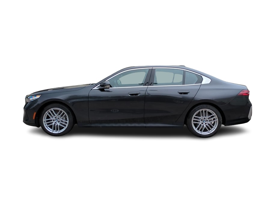 Thumbnail: 2025 BMW 5 Series - 22
