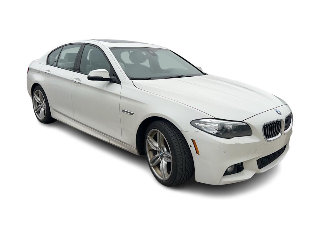 Thumbnail: 2016 BMW 5 Series - 13
