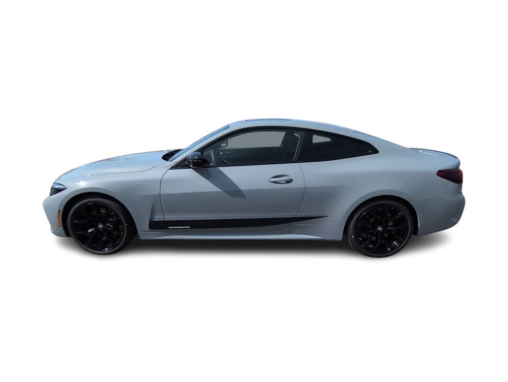 Thumbnail: 2026 BMW 4 Series - 3