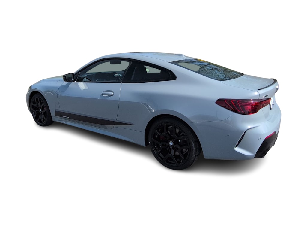 Thumbnail: 2026 BMW 4 Series - 4