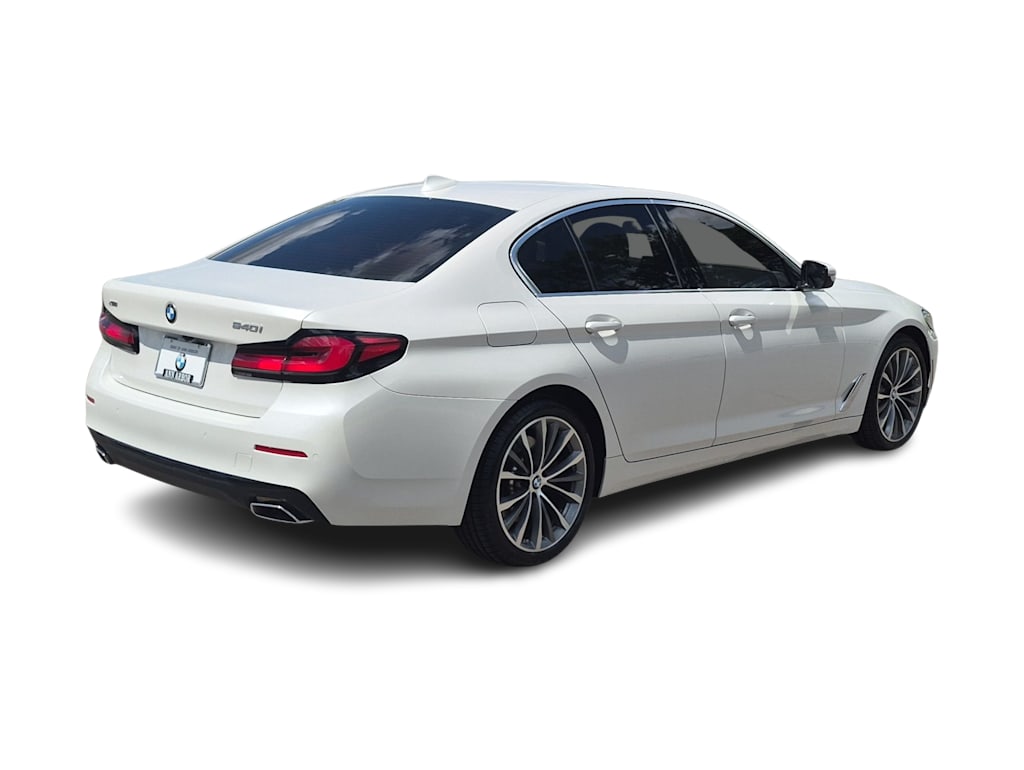 Thumbnail: 2023 BMW 5 Series - 23