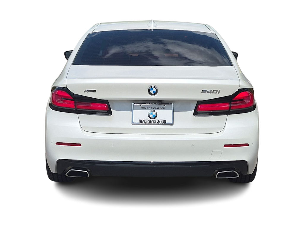 Thumbnail: 2023 BMW 5 Series - 5
