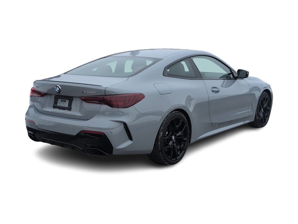 Thumbnail: 2026 BMW 4 Series - 26