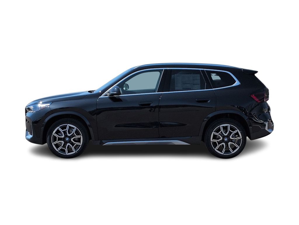 Thumbnail: 2026 BMW X1 - 3