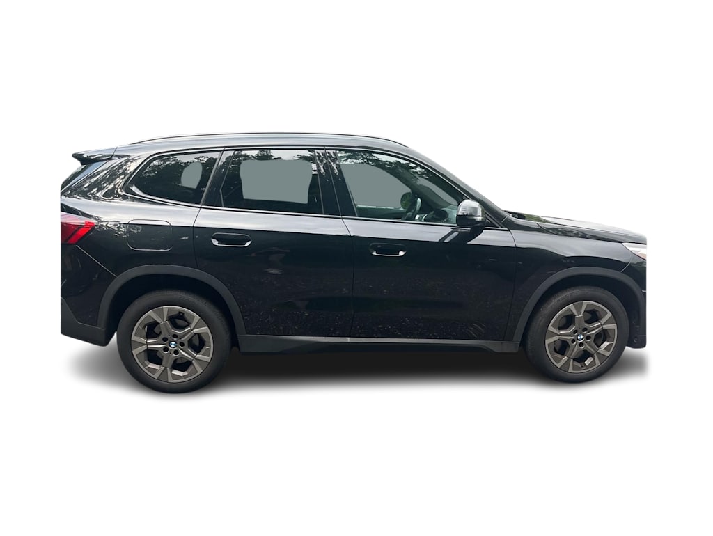 Thumbnail: 2023 BMW X1 - 15
