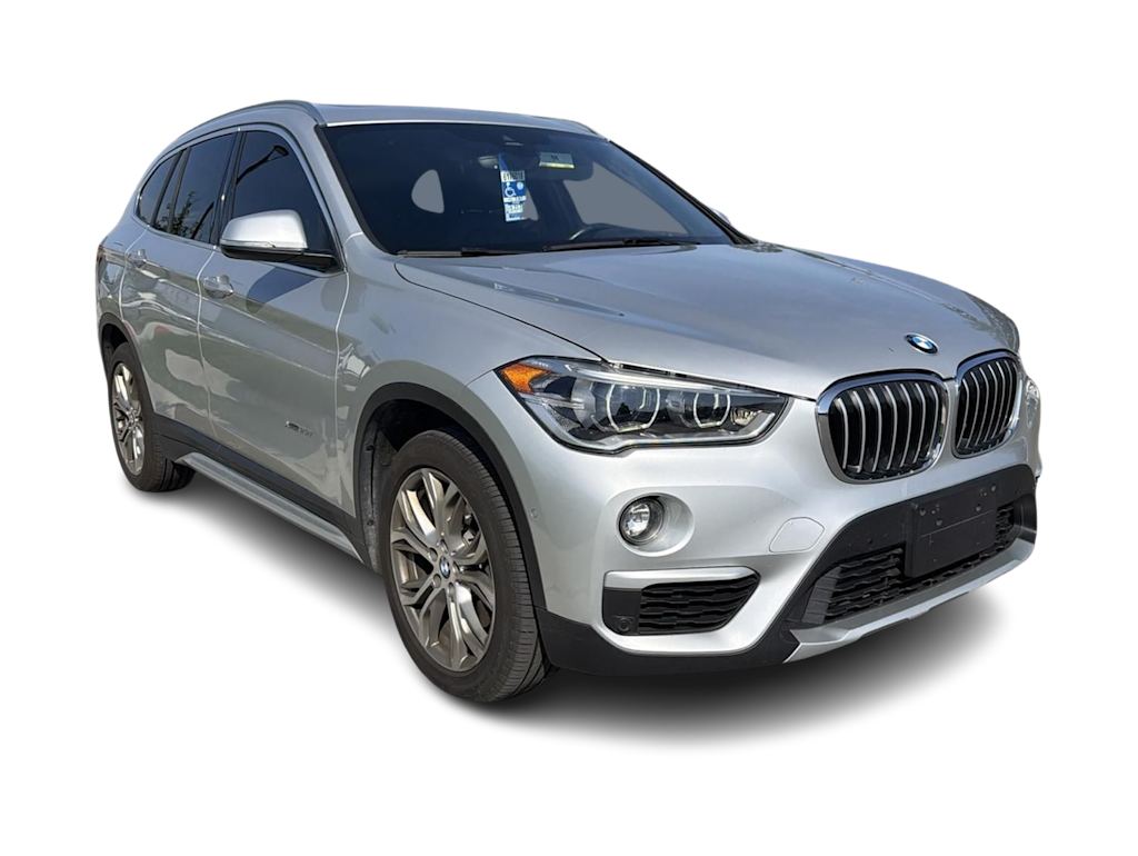 Thumbnail: 2018 BMW X1 - 13