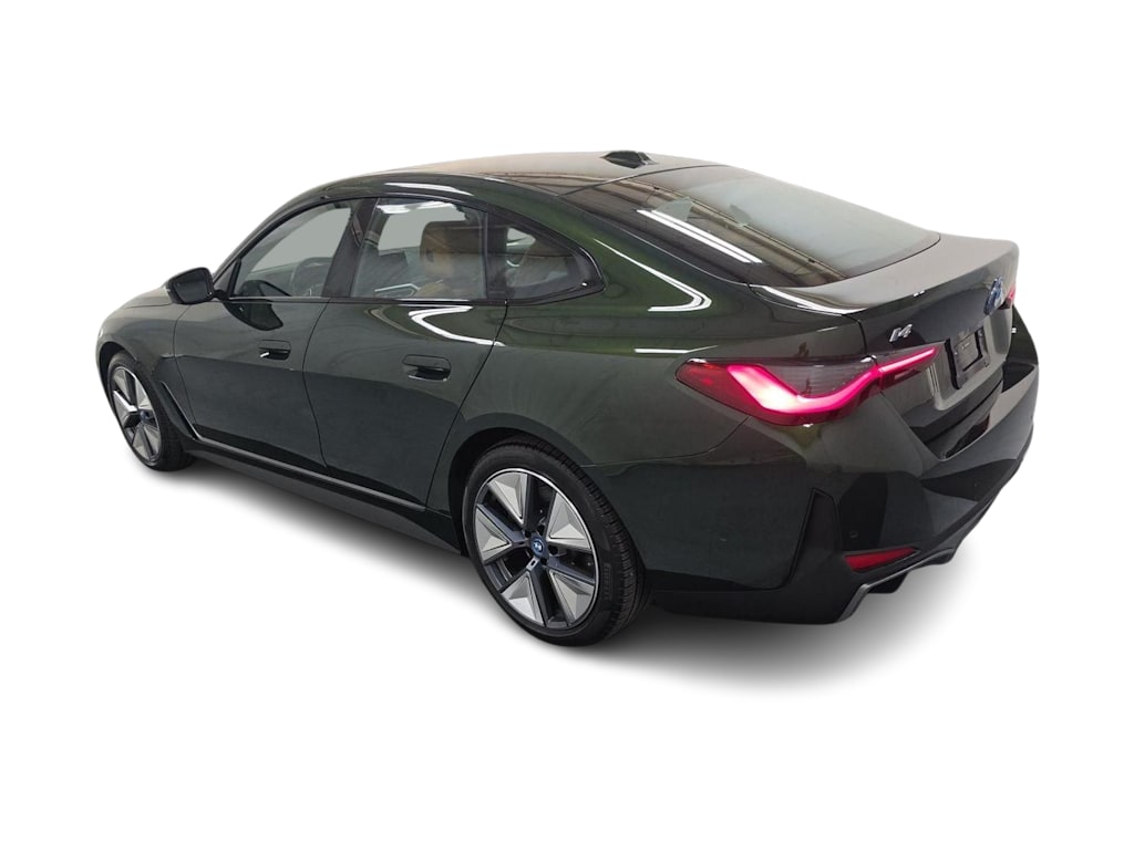 Thumbnail: 2023 BMW i4 - 3