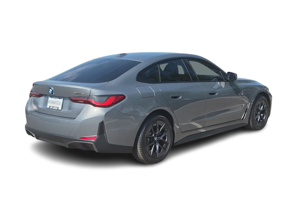 Thumbnail: 2023 BMW i4 - 21