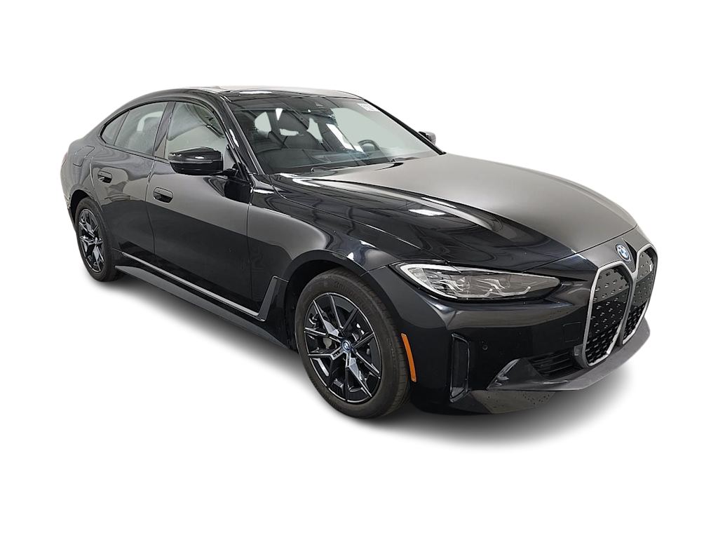 Thumbnail: 2023 BMW i4 - 12