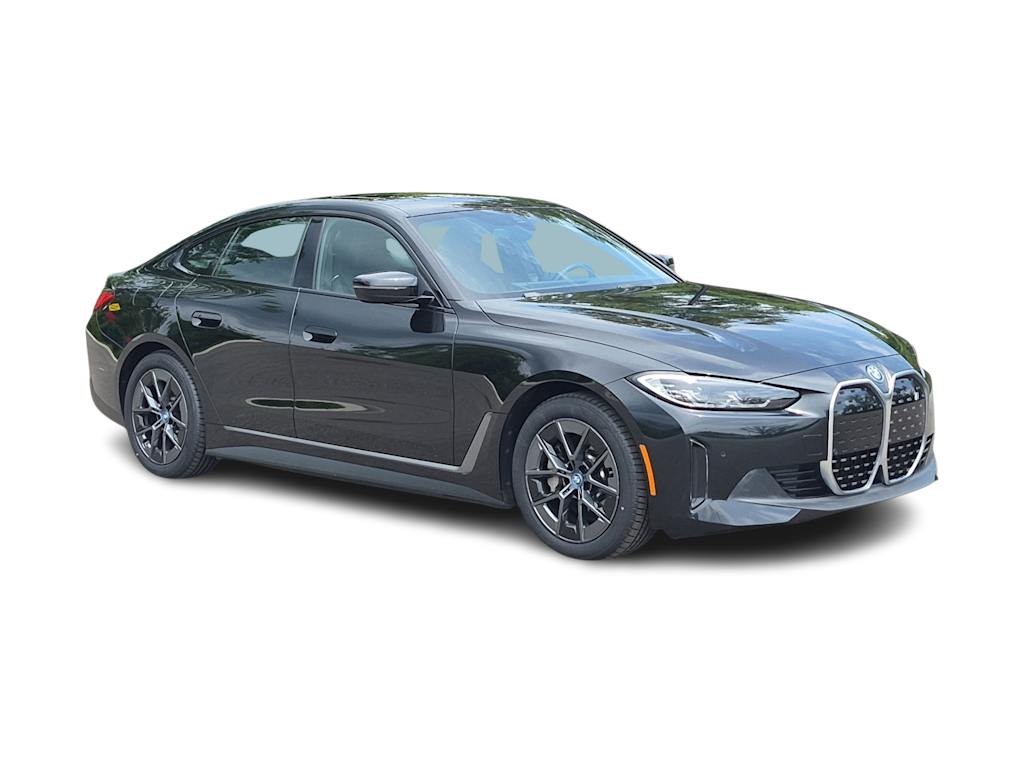 Thumbnail: 2023 BMW i4 - 21