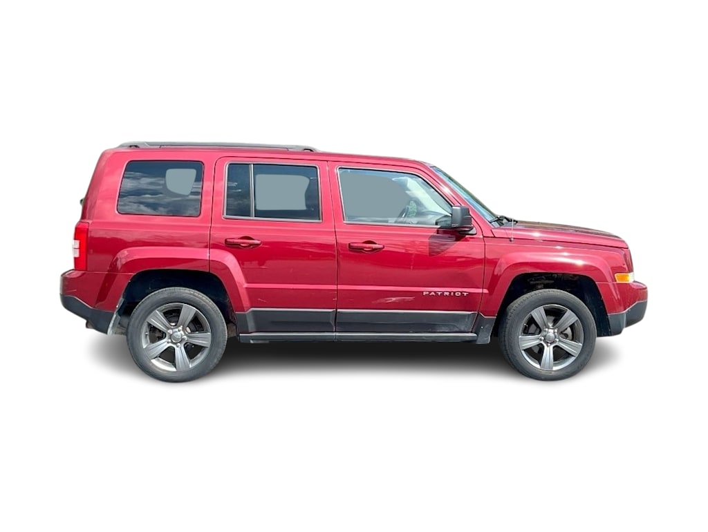 Thumbnail: 2015 Jeep Patriot - 20