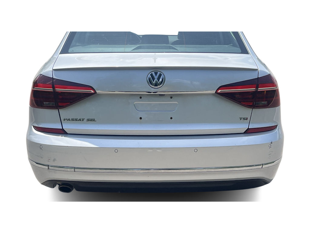 Thumbnail: 2017 Volkswagen Passat - 28