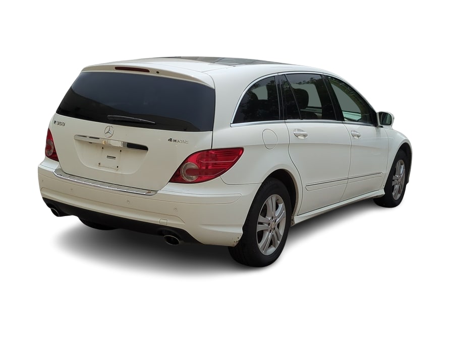 Thumbnail: 2009 Mercedes-Benz R-Class - 21