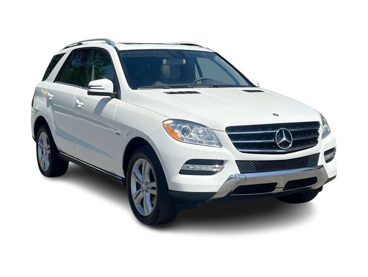 Thumbnail: 2012 Mercedes-Benz M-Class - 22