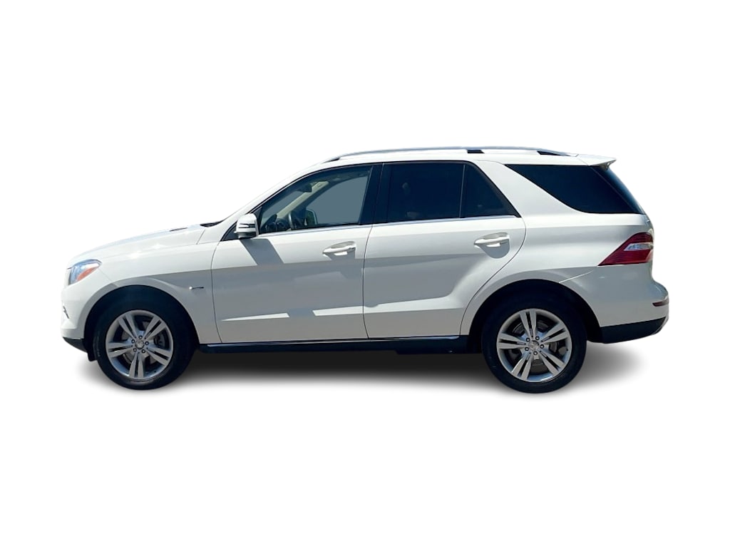 Thumbnail: 2012 Mercedes-Benz M-Class - 3