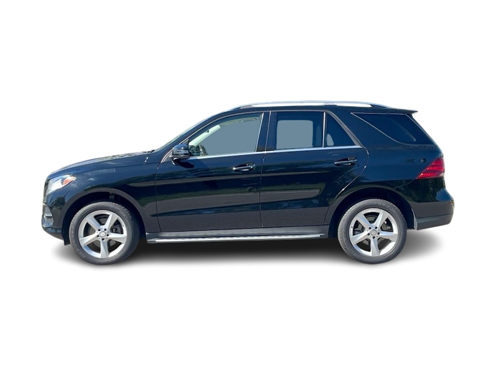 Thumbnail: 2016 Mercedes-Benz GLE - 3