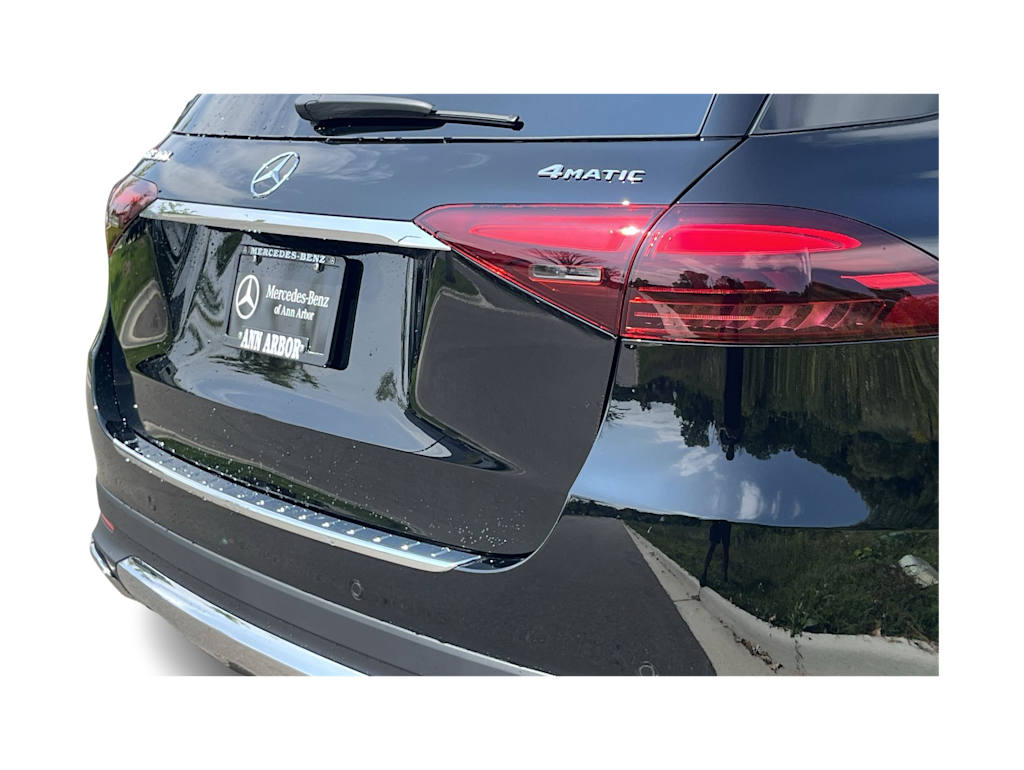 Thumbnail: 2026 Mercedes-Benz GLE - 26
