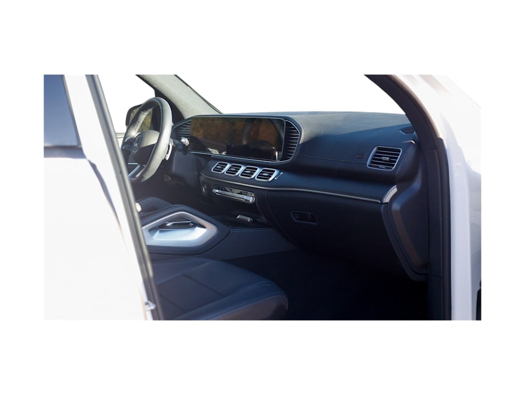 Thumbnail: 2024 Mercedes-Benz GLS - 27