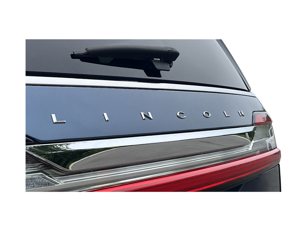 Thumbnail: 2019 Lincoln Navigator - 32