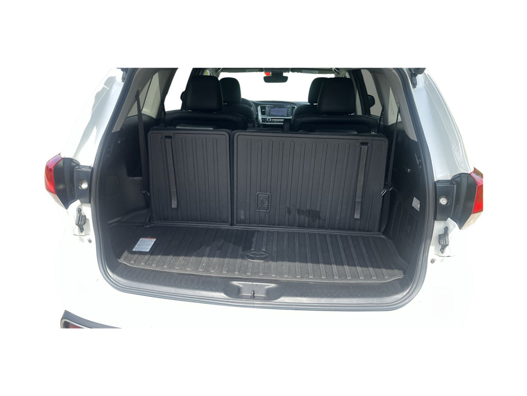 Thumbnail: 2019 Toyota Highlander - 19