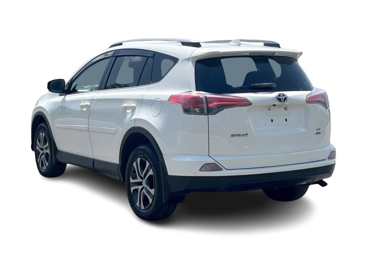 Thumbnail: 2017 Toyota RAV4 - 4