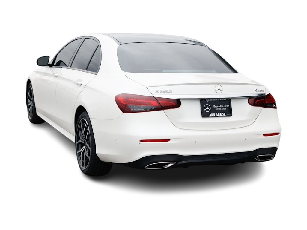 Thumbnail: 2022 Mercedes-Benz E-Class - 4