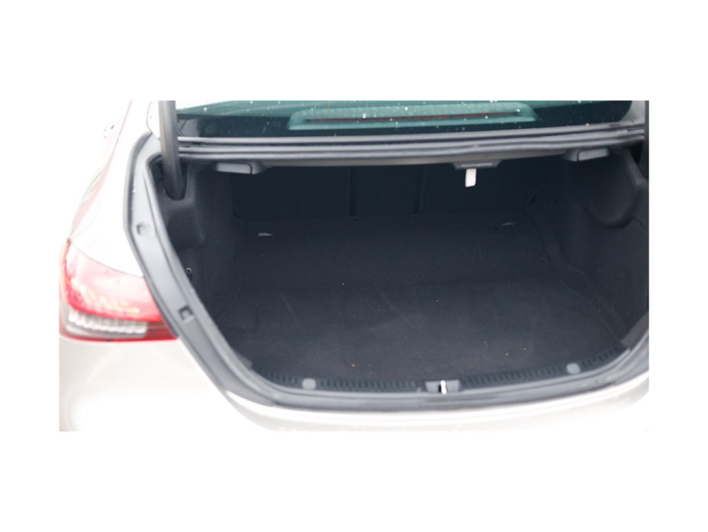 Thumbnail: 2023 Mercedes-Benz E-Class - 35