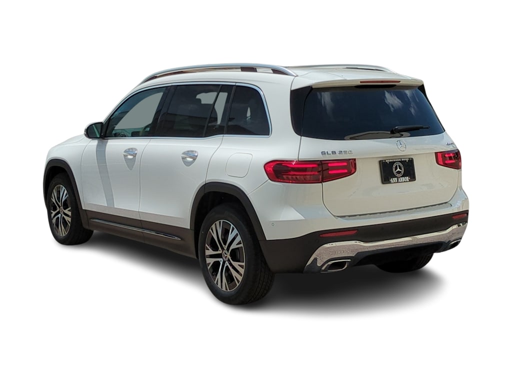 Thumbnail: 2025 Mercedes-Benz GLB - 4