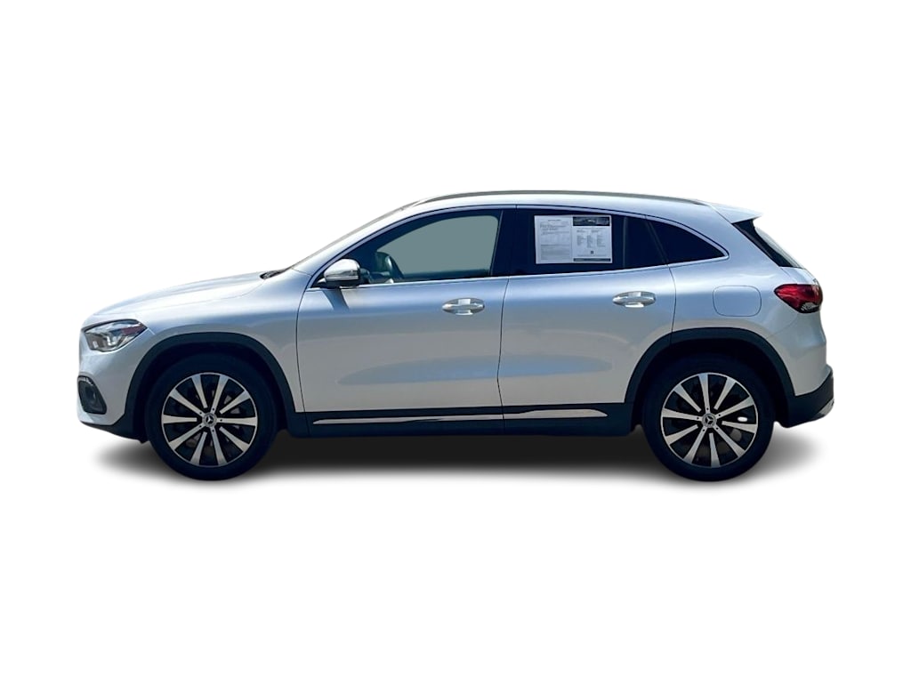 Thumbnail: 2021 Mercedes-Benz GLA - 3